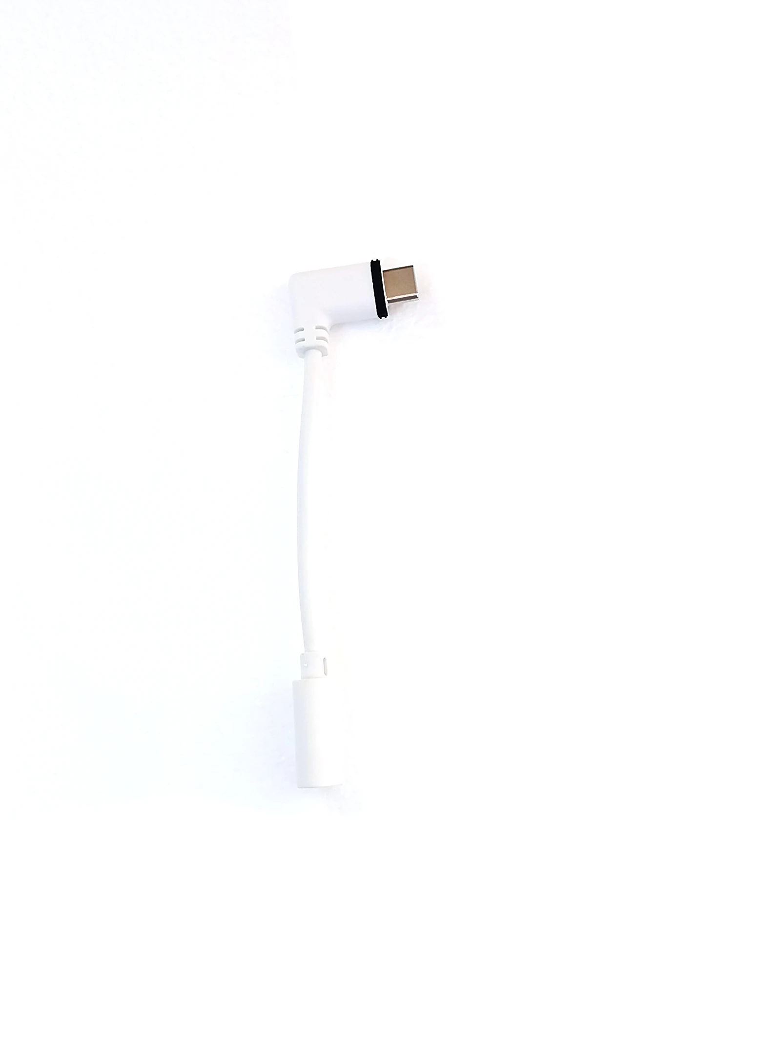 マイクロ USB から USB-C アダプターへのマイクロ  - Eufy Camera E220 のレビューと価格